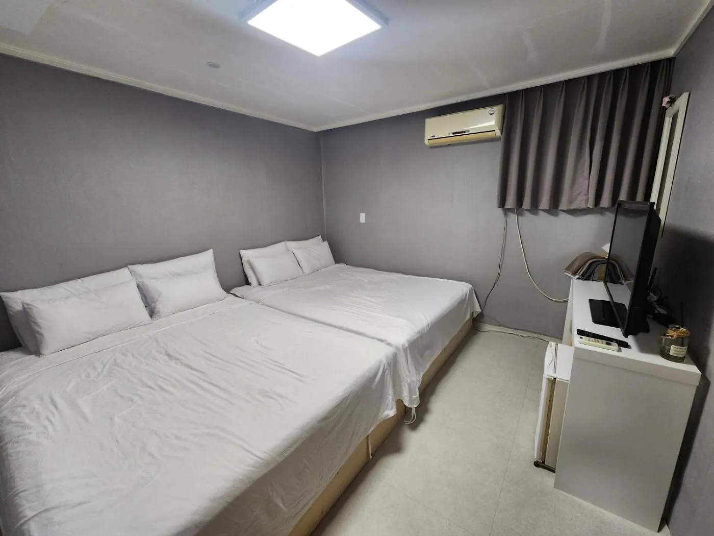 Stay Mido Pusan 0*,